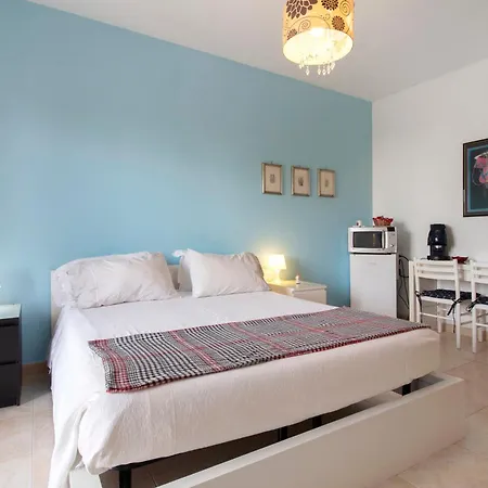 Le Piane Holiday home *